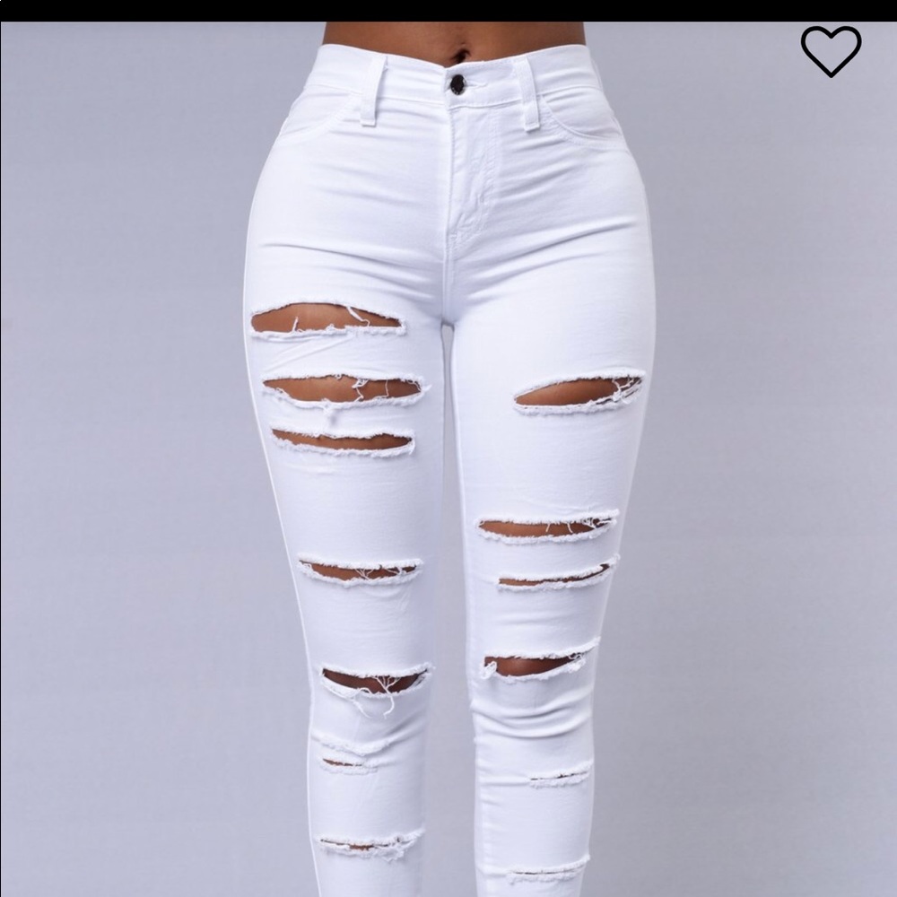 Fashion nova white jeans size 5